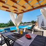 Feriehus My Dalmatia - Elia With Private Pool And Panoramic Sea View Zadar